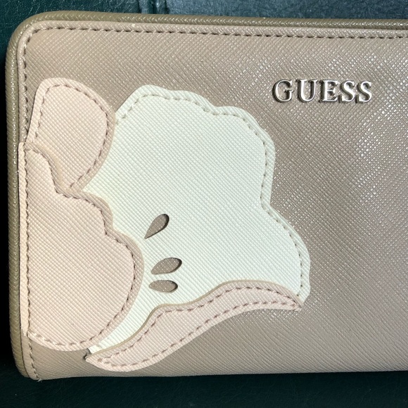 Guess Wallet - Picture 3 of 6